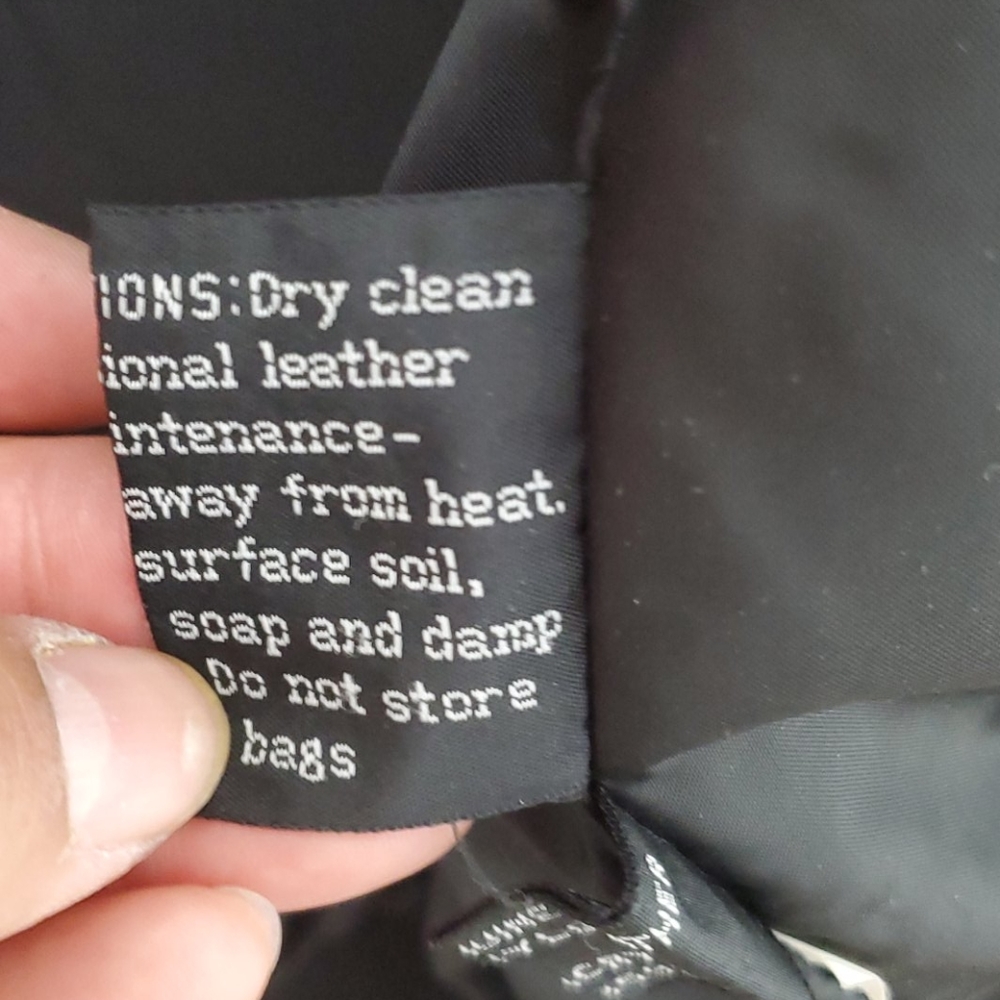 Members Only leather jacket - Picture 15 of 16